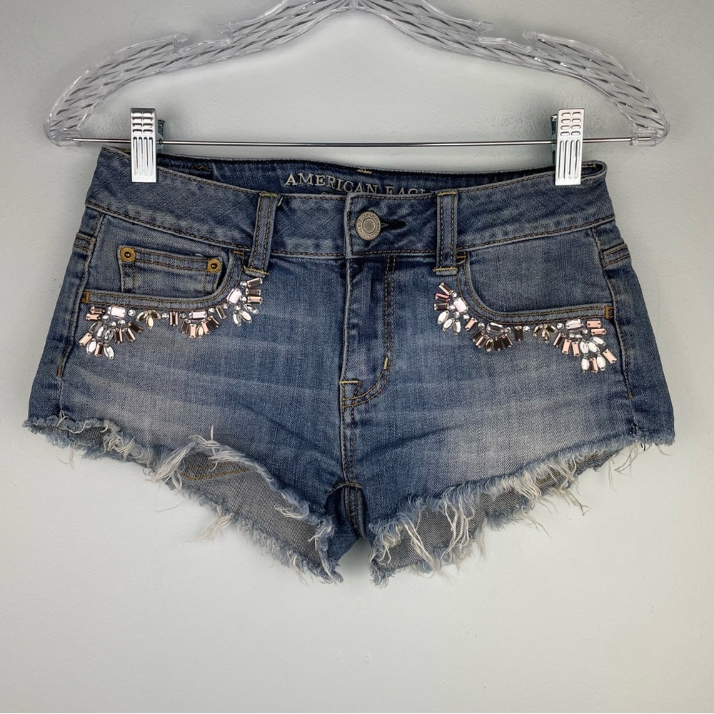 American Eagle Stretch Frayed Raw Hem Jean Shorts Jeweled Medium Wash Size 00